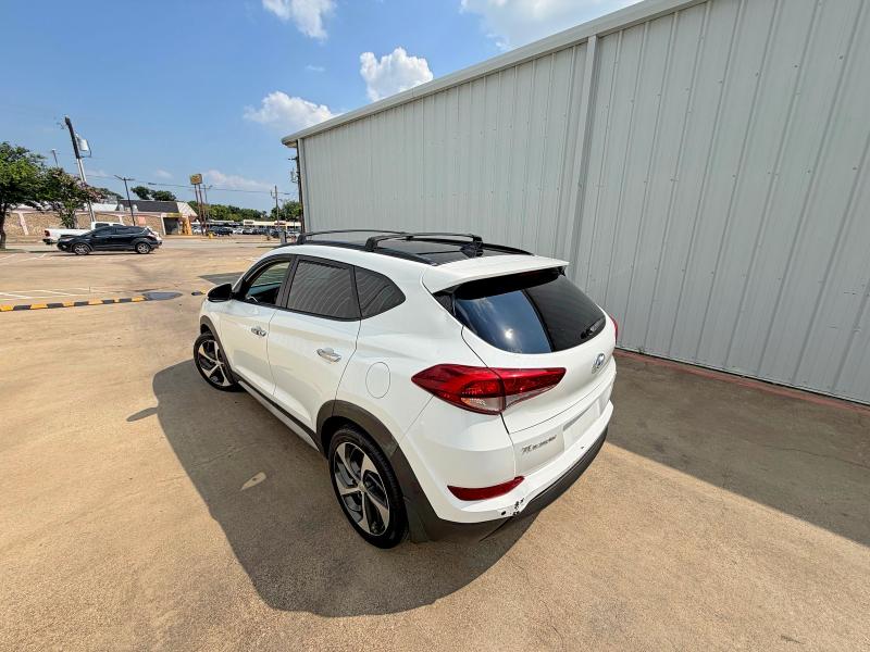 58159396 :رقم المزاد ، KM8J33A21JU753278 vin ، 2018 Hyundai Tucson مزاد بيع