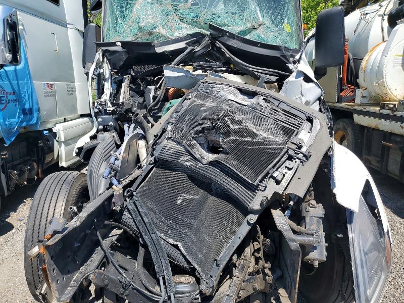 53051716 :رقم المزاد ، 4V4BC9EH2TN698884 vin ، 2026 Volvo Vnl (4) مزاد بيع