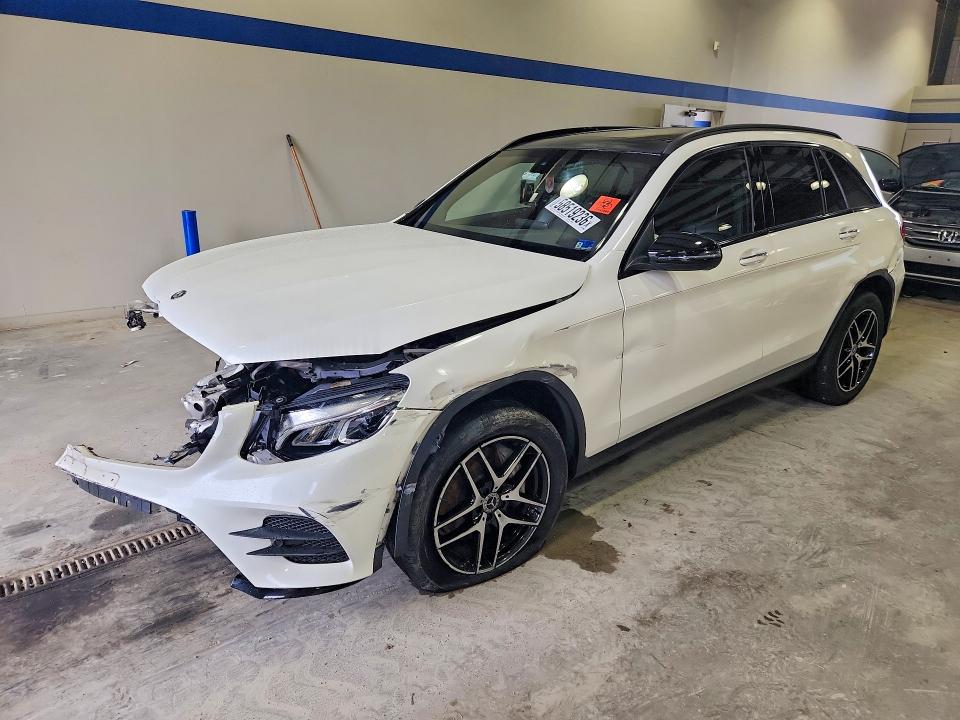 58519236 :رقم المزاد ، WDC0G4KB8HF238151 vin ، 2017 Mercedes-benz Glc مزاد بيع