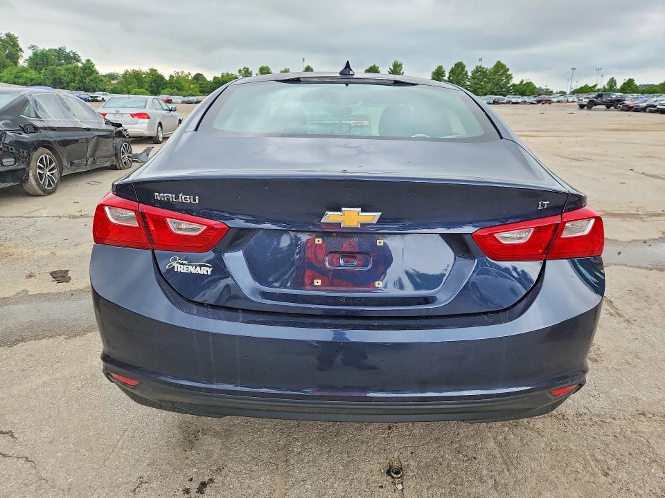 58550686 :رقم المزاد ، 1G1ZE5ST8HF142093 vin ، 2017 Chevrolet Malibu مزاد بيع