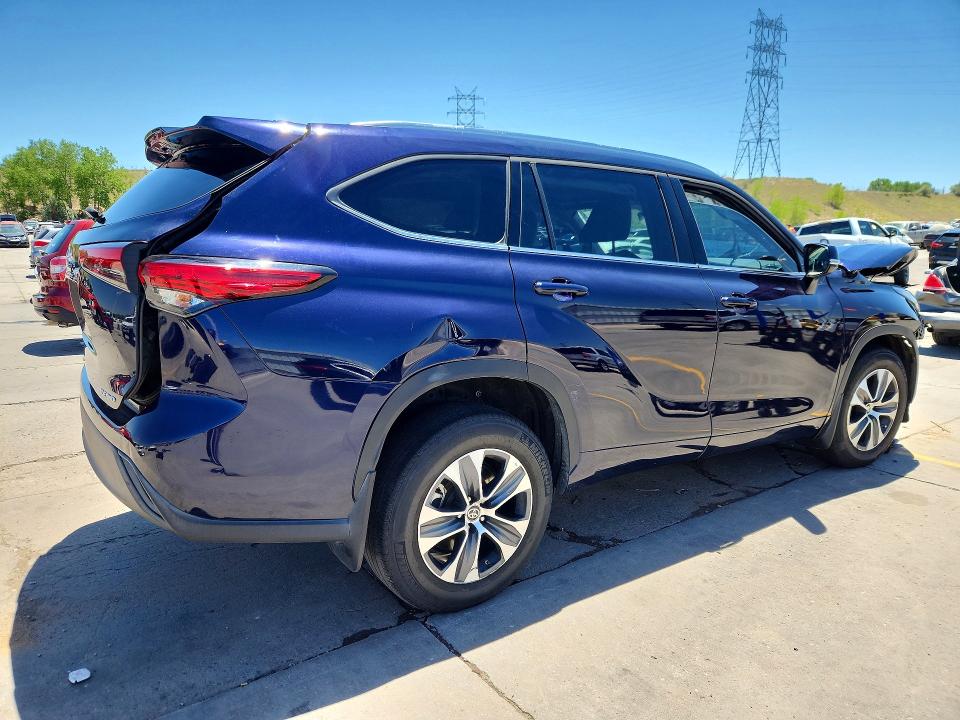 Aukcja sprzedaży 2021 Toyota Highlander, vin: 5TDHZRBH3MS108230, numer aukcji: 57076226