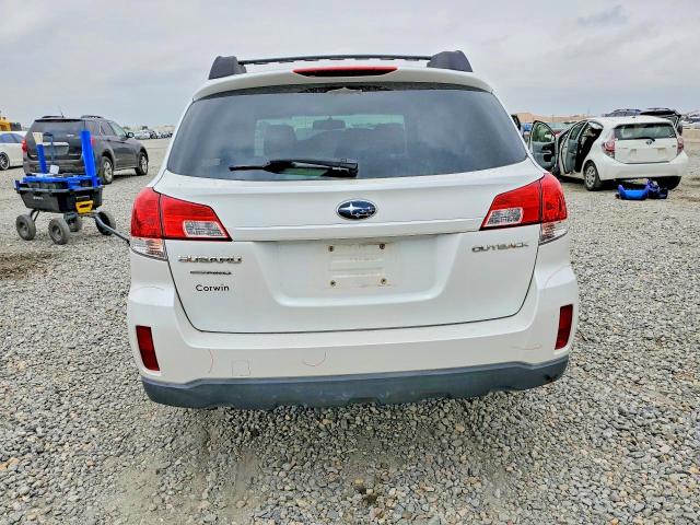 58648846 :رقم المزاد ، 4S4BRCCC9B3412145 vin ، 2011 Subaru Outback مزاد بيع