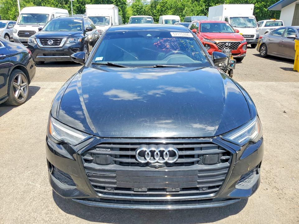 57115306 :رقم المزاد ، WAUE3BF26NN019158 vin ، 2022 Audi A6 مزاد بيع