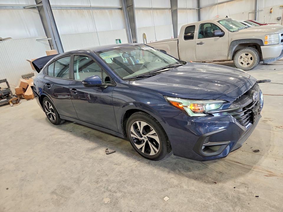 2025 Subaru Legacy მანქანა იყიდება აუქციონზე, vin: 4S3BWAD66S3032562, აუქციონის ნომერი: 57312286