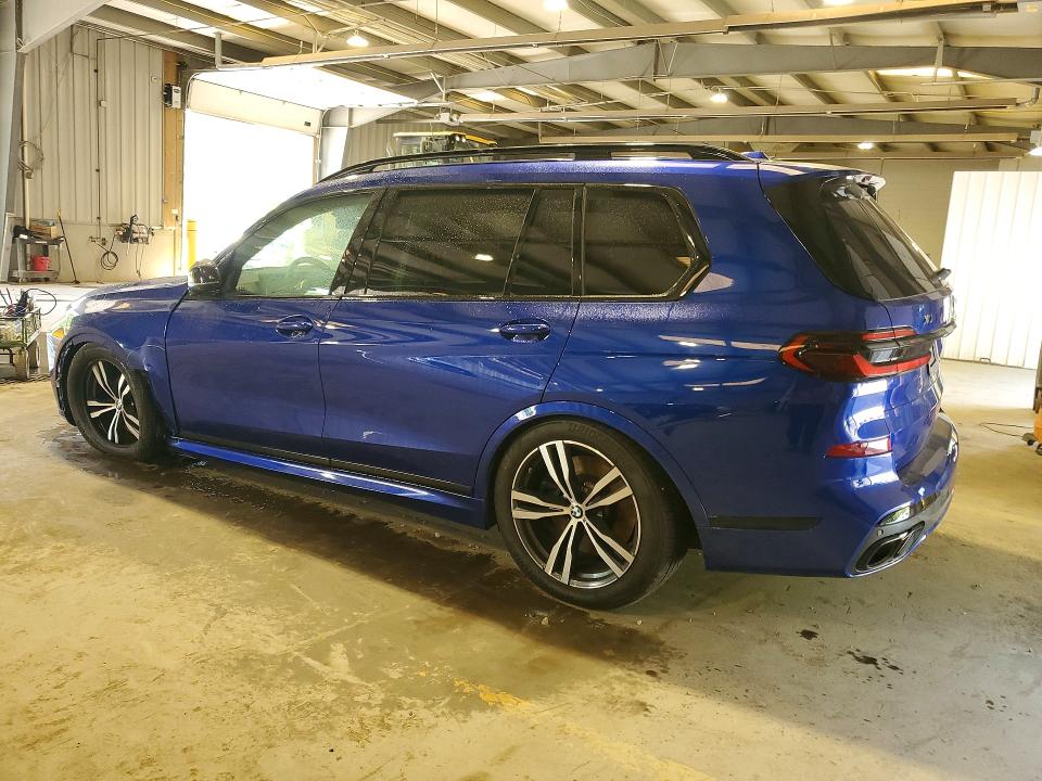 55828186 :رقم المزاد ، 5UX33EM04S9X32138 vin ، 2025 Bmw X7 مزاد بيع