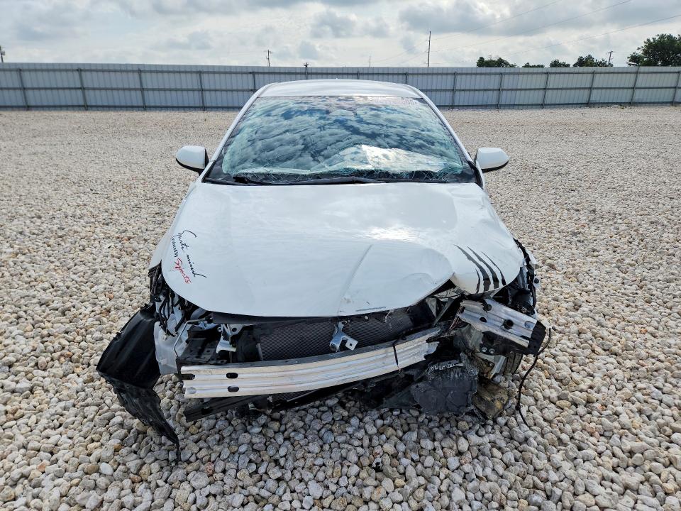 57782506 :رقم المزاد ، JTDBCMFE9R3059649 vin ، 2024 Toyota Corolla Hybrid مزاد بيع