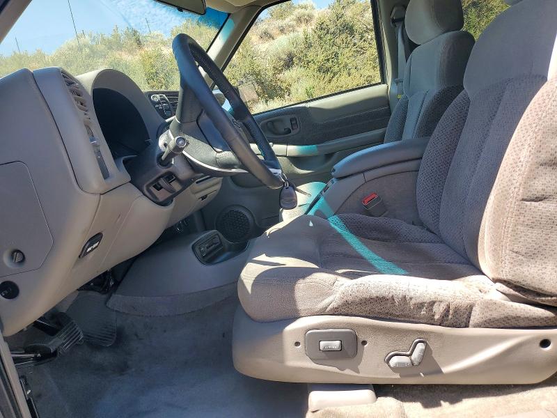 2000 Chevrolet Blazer მანქანა იყიდება აუქციონზე, vin: 1GNDT13W6Y2263115, აუქციონის ნომერი: 58247166