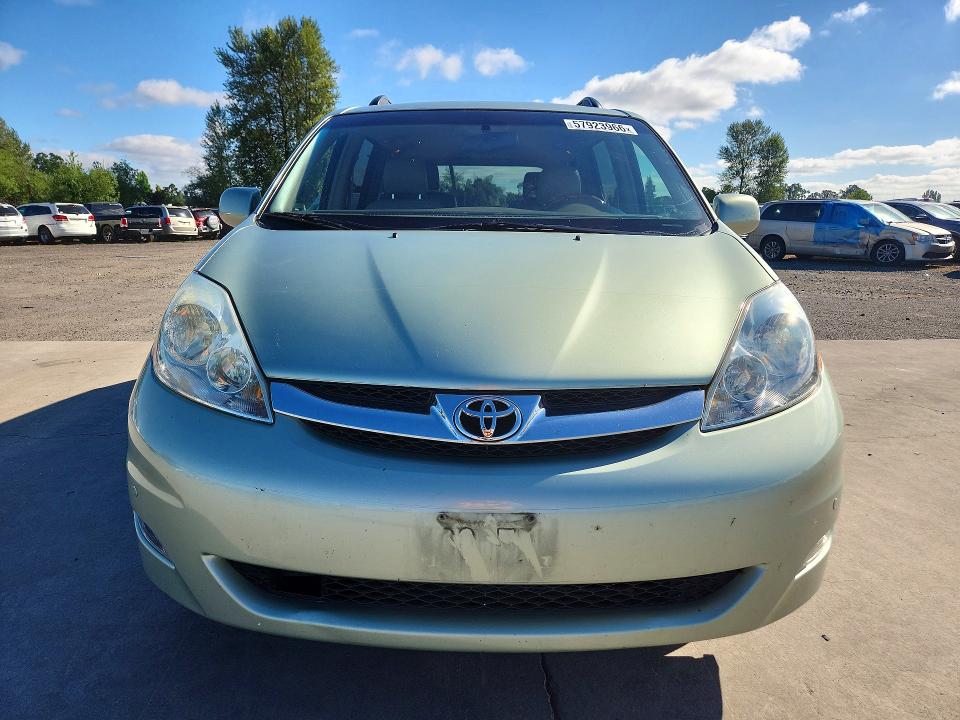Продажа на аукционе авто 2006 Toyota Sienna, vin: 5TDBA22C26S059890, номер лота: 57923966