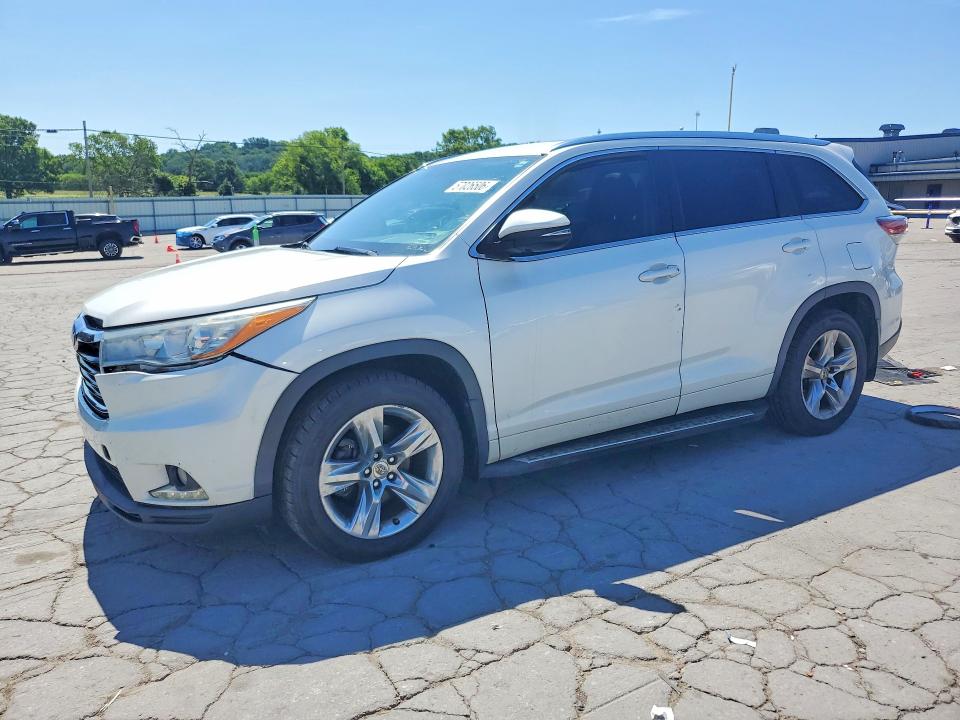 Auction sale of the 2015 Toyota Highlander, vin: 5TDDKRFH5FS155842, lot number: 57026506