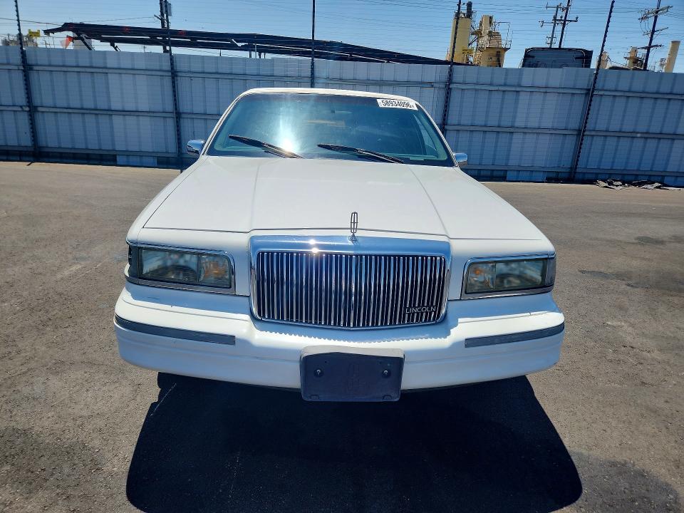 58934096 :رقم المزاد ، 1LNCM81F4LY774661 vin ، 1990 Lincoln Town Car مزاد بيع