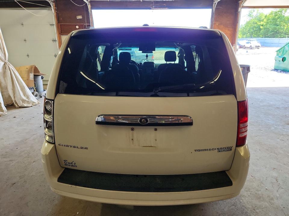 57507196 :رقم المزاد ، 2A4RR5D16AR131979 vin ، 2010 Chrysler Town & Country مزاد بيع