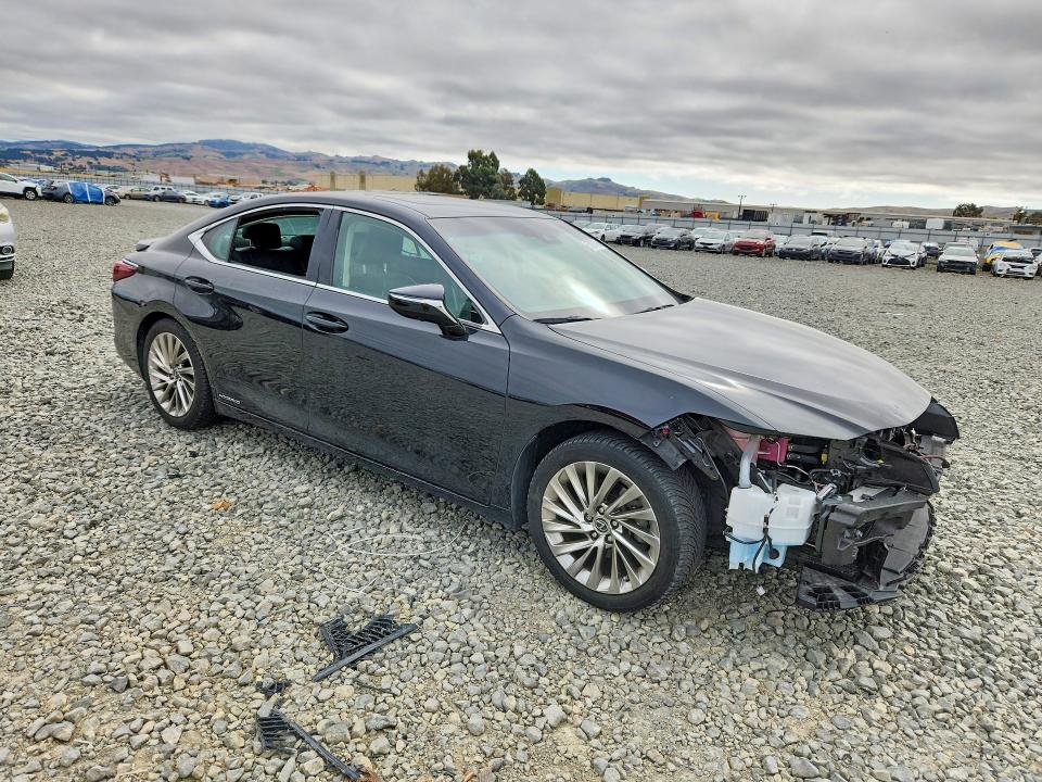 57887806 :رقم المزاد ، 58AB21B16KU001362 vin ، 2019 Lexus Es مزاد بيع