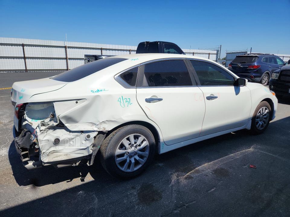 2018 Nissan Altima მანქანა იყიდება აუქციონზე, vin: 1N4AL3AP7JC159337, აუქციონის ნომერი: 58158896