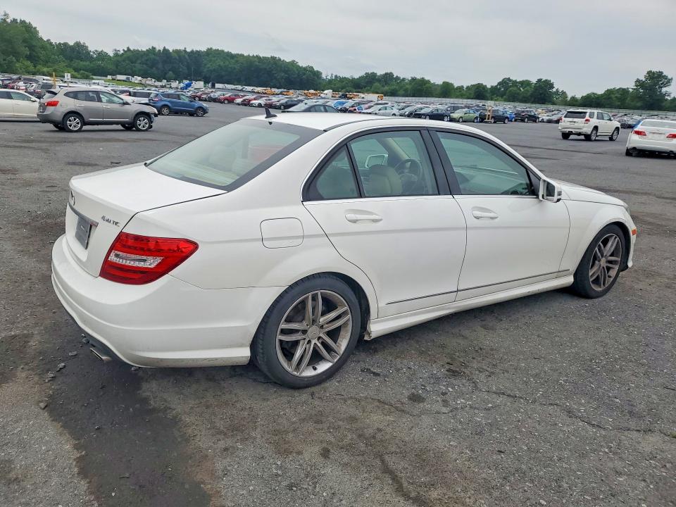 Продажа на аукционе авто 2014 Mercedes-benz C, vin: WDDGF8AB9EA934323, номер лота: 58949726
