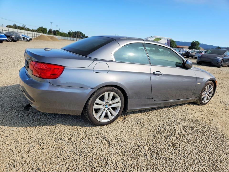 57240176 :رقم المزاد ، WBADW7C5XBE544881 vin ، 2011 Bmw 328 مزاد بيع
