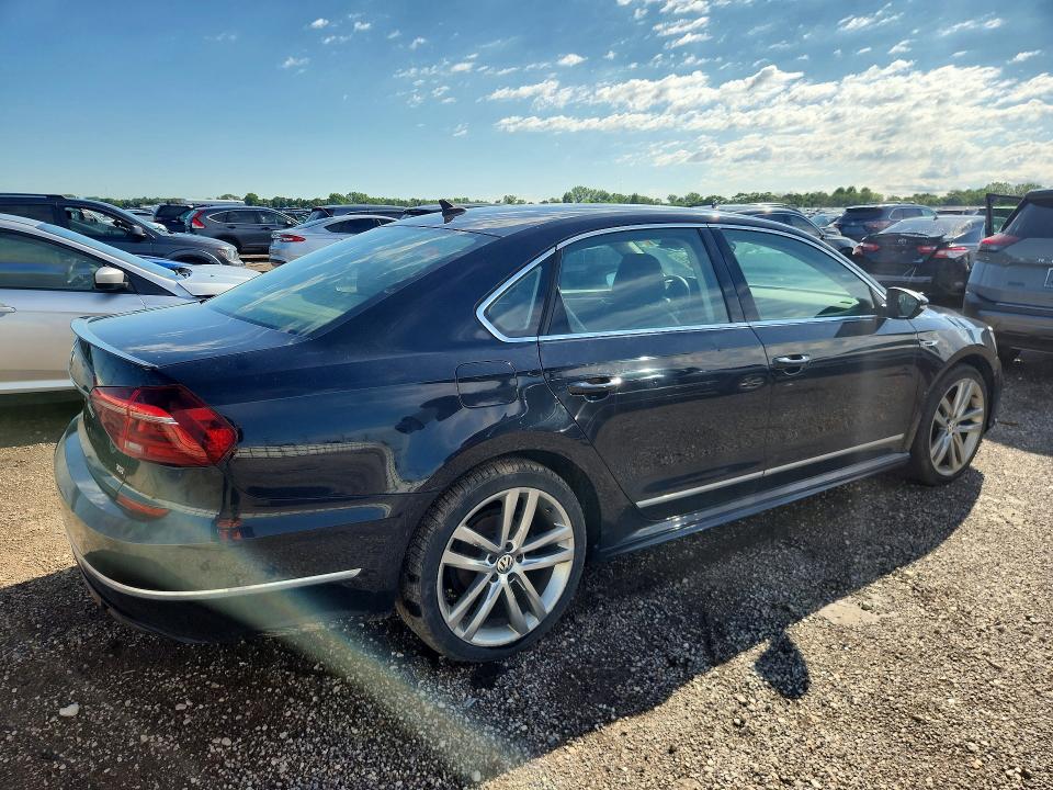 2017 Volkswagen Passat მანქანა იყიდება აუქციონზე, vin: 1VWDT7A36HC078218, აუქციონის ნომერი: 57421266