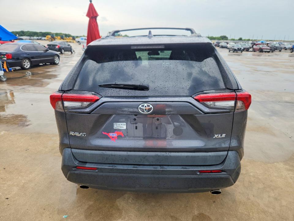 2021 Toyota Rav4 მანქანა იყიდება აუქციონზე, vin: 2T3C1RFV4MC123417, აუქციონის ნომერი: 58104276