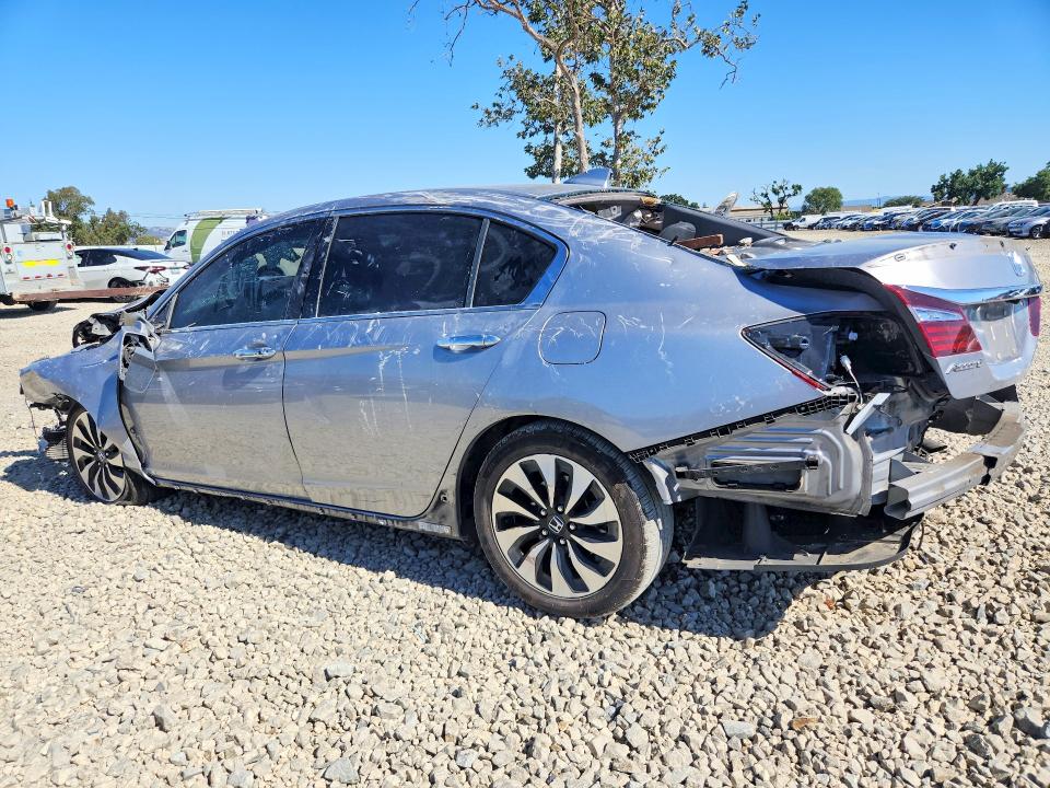 57551906 :رقم المزاد ، JHMCR6F72HC010693 vin ، 2017 Honda Accord مزاد بيع