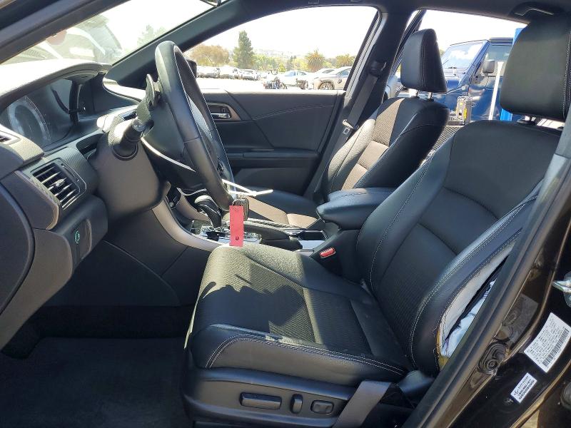 58304586 :رقم المزاد ، 1HGCR2F51HA052956 vin ، 2017 Honda Accord مزاد بيع