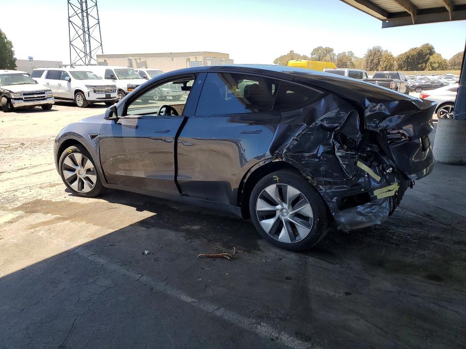 58231856 :رقم المزاد ، 7SAYGDEE2PF625377 vin ، 2023 Tesla Model Y مزاد بيع