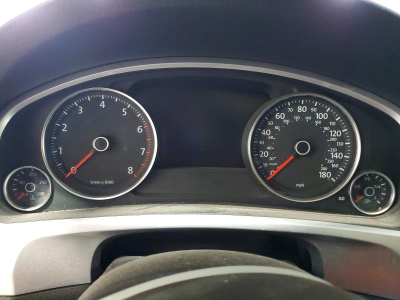 2011 Volkswagen Touareg მანქანა იყიდება აუქციონზე, vin: WVGFG9BP1BD004991, აუქციონის ნომერი: 55890886