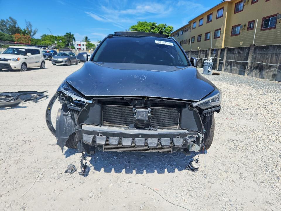 57188196 :رقم المزاد ، 3PCAJ5M38LF100369 vin ، 2020 Infiniti Qx50 مزاد بيع