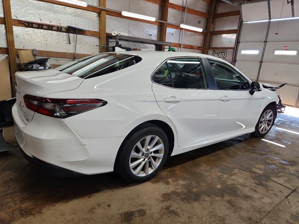 Продаж на аукціоні авто 2021 Toyota Camry, vin: 4T1C11AK3MU438036, номер лоту: 56868786