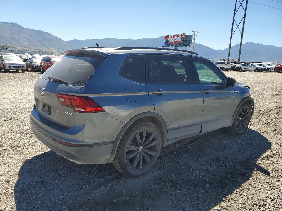 57208796 :رقم المزاد ، 3VV2B7AXXMM088955 vin ، 2021 Volkswagen Tiguan مزاد بيع