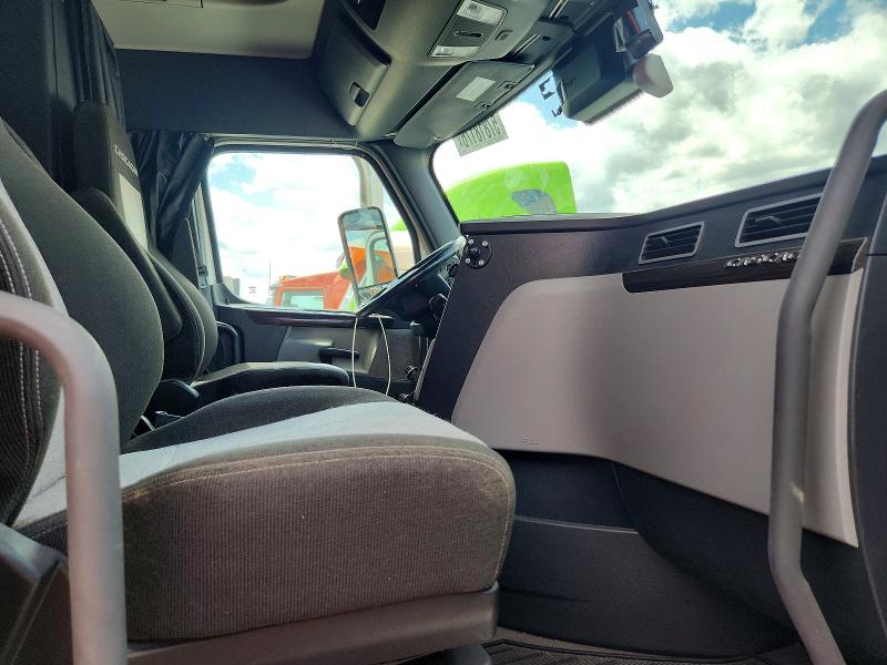 Продажа на аукционе авто 2021 Freightliner Cascadia 126, vin: 3AKJHHDR2MSMD6642, номер лота: 57818176