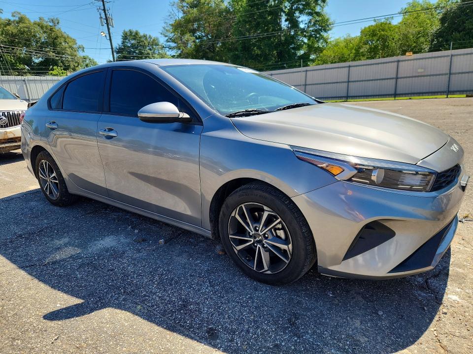 2024 Kia Forte მანქანა იყიდება აუქციონზე, vin: 3KPF24AD3RE750199, აუქციონის ნომერი: 55816236
