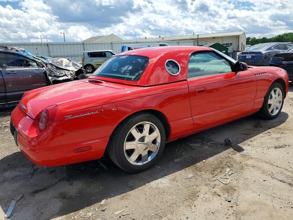57214516 :رقم المزاد ، 1FAHP60A72Y130331 vin ، 2002 Ford Thunderbird مزاد بيع