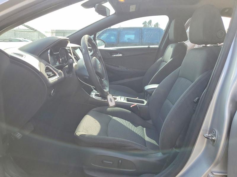 58140706 :رقم المزاد ، 1G1BE5SM4J7207256 vin ، 2018 Chevrolet Cruze مزاد بيع