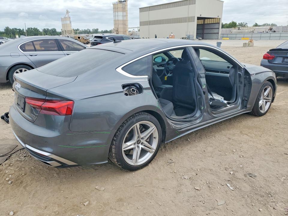 Aukcja sprzedaży 2022 Audi A5, vin: WAUFACF50NA040203, numer aukcji: 57612036