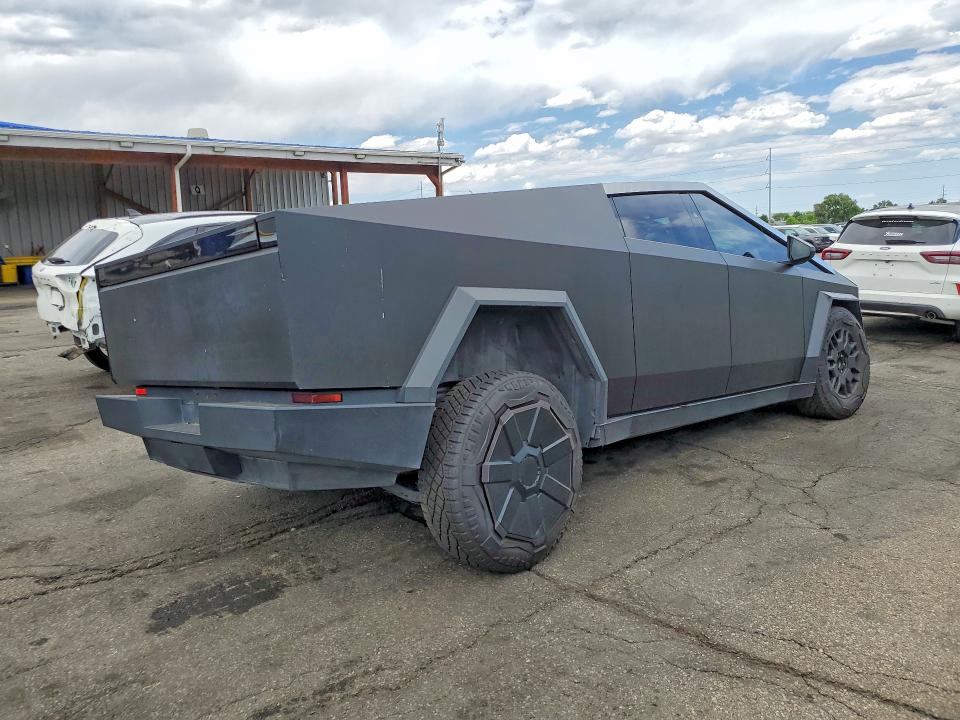 2024 Tesla Cybertruck მანქანა იყიდება აუქციონზე, vin: 7G2CEHEDXRA024436, აუქციონის ნომერი: 56346836