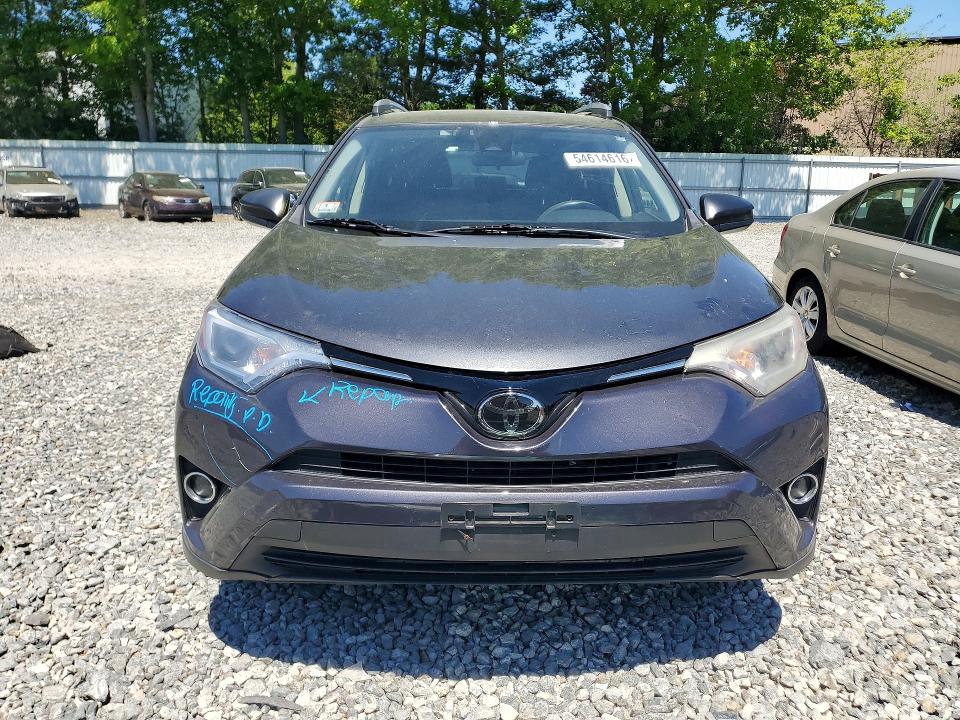 Продаж на аукціоні авто 2018 Toyota Rav4, vin: JTMBFREV2JJ201412, номер лоту: 54614616