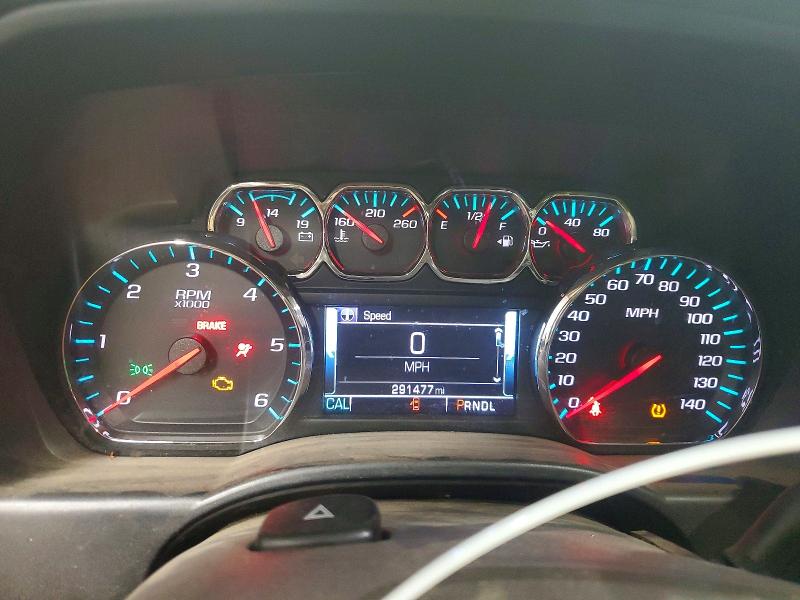 2018 Chevrolet Silverado მანქანა იყიდება აუქციონზე, vin: 3GCUKREC3JG215940, აუქციონის ნომერი: 58530746