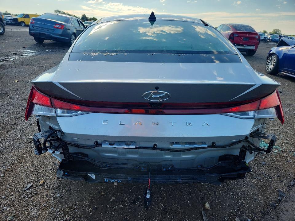 2023 Hyundai Elantra მანქანა იყიდება აუქციონზე, vin: 5NPLM4AG7PH099479, აუქციონის ნომერი: 58726216