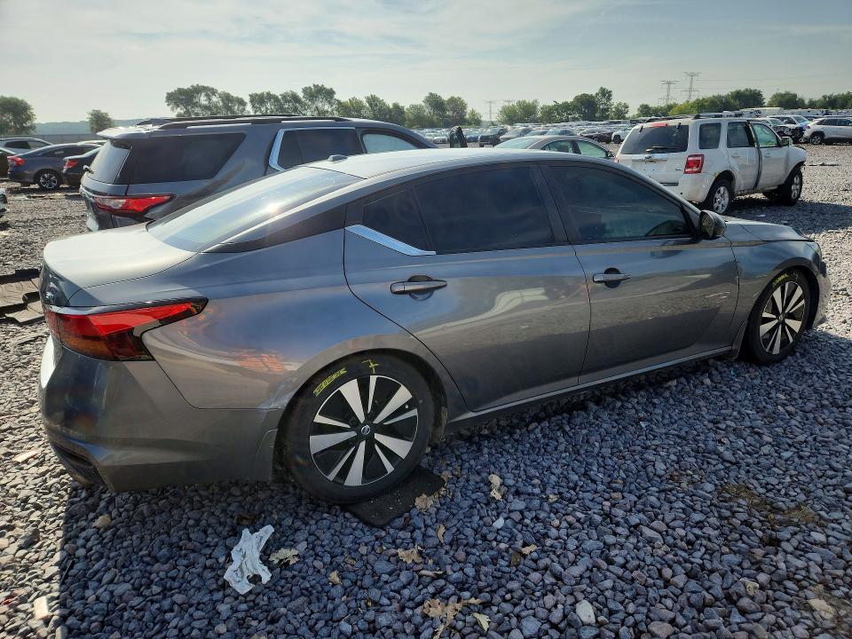 59009276 :رقم المزاد ، 1N4AL4CV5MN384642 vin ، 2021 Nissan Altima مزاد بيع