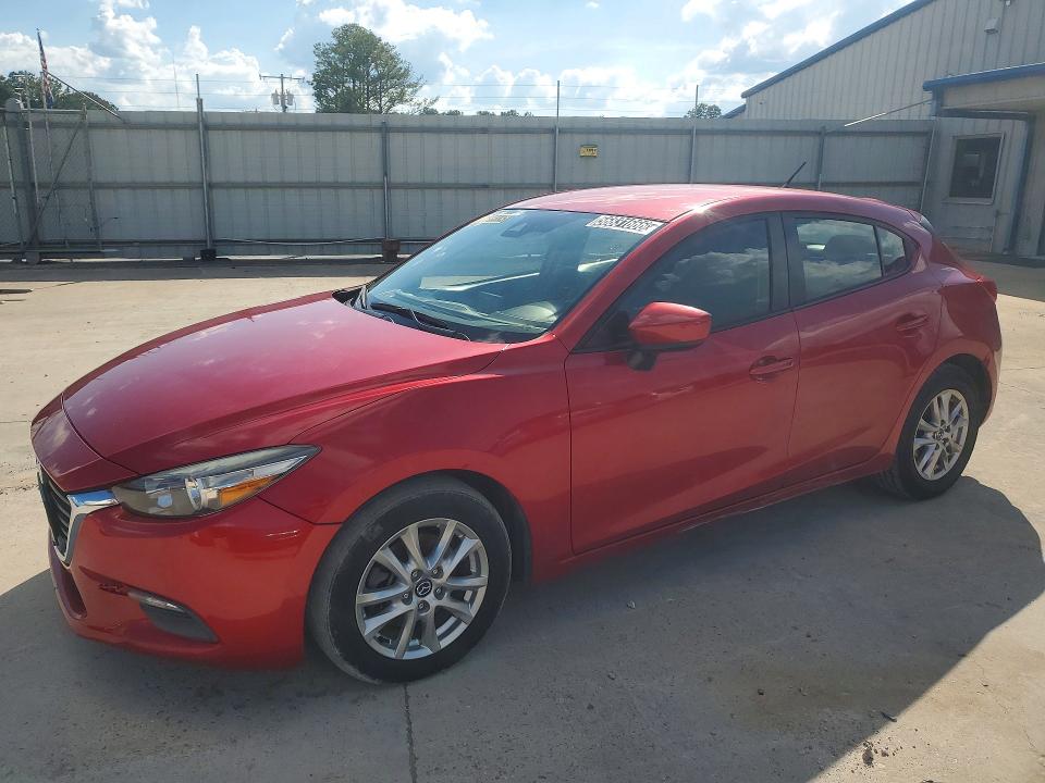 56831666 :رقم المزاد ، 3MZBN1K70JM186483 vin ، 2018 Mazda 3 مزاد بيع