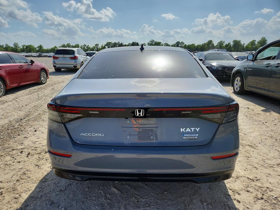 Продажа на аукционе авто 2025 Honda Accord, vin: 1HGCY2F86SA083219, номер лота: 57964516