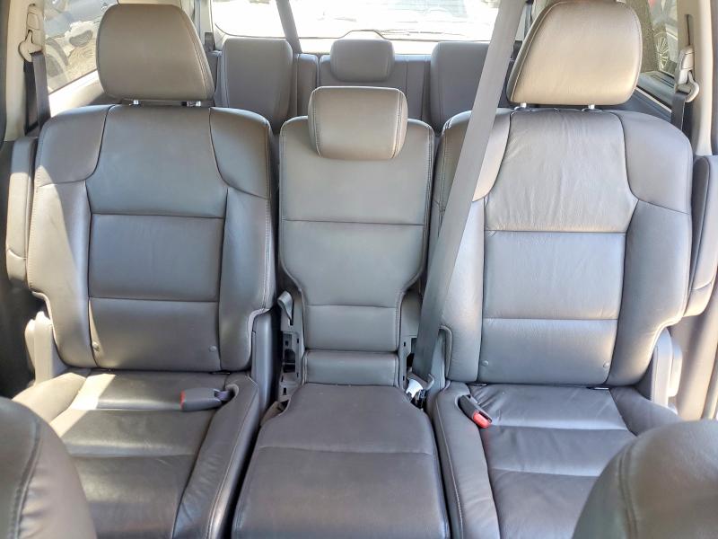 58244726 :رقم المزاد ، 5FNRL5H64BB072960 vin ، 2011 Honda Odyssey مزاد بيع