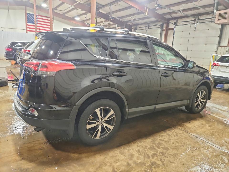 2018 Toyota Rav4 მანქანა იყიდება აუქციონზე, vin: 2T3RFREV1JW850697, აუქციონის ნომერი: 58582216