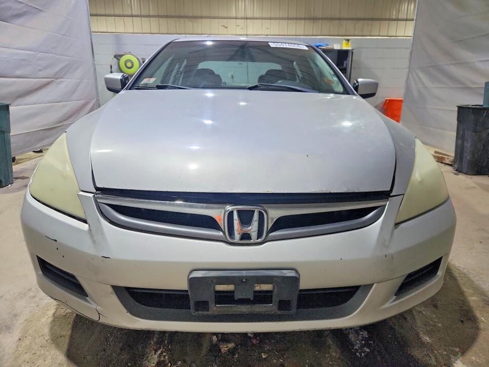 55474056 :رقم المزاد ، 1HGCM66876A030425 vin ، 2006 Honda Accord مزاد بيع