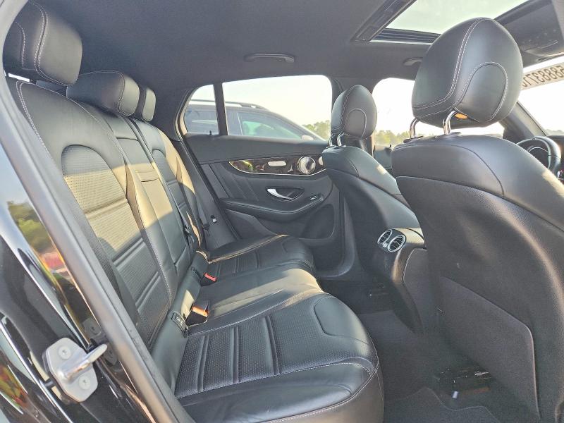 58883716 :رقم المزاد ، WDC0J8KB5JF438256 vin ، 2018 Mercedes-benz Glc Coupe مزاد بيع