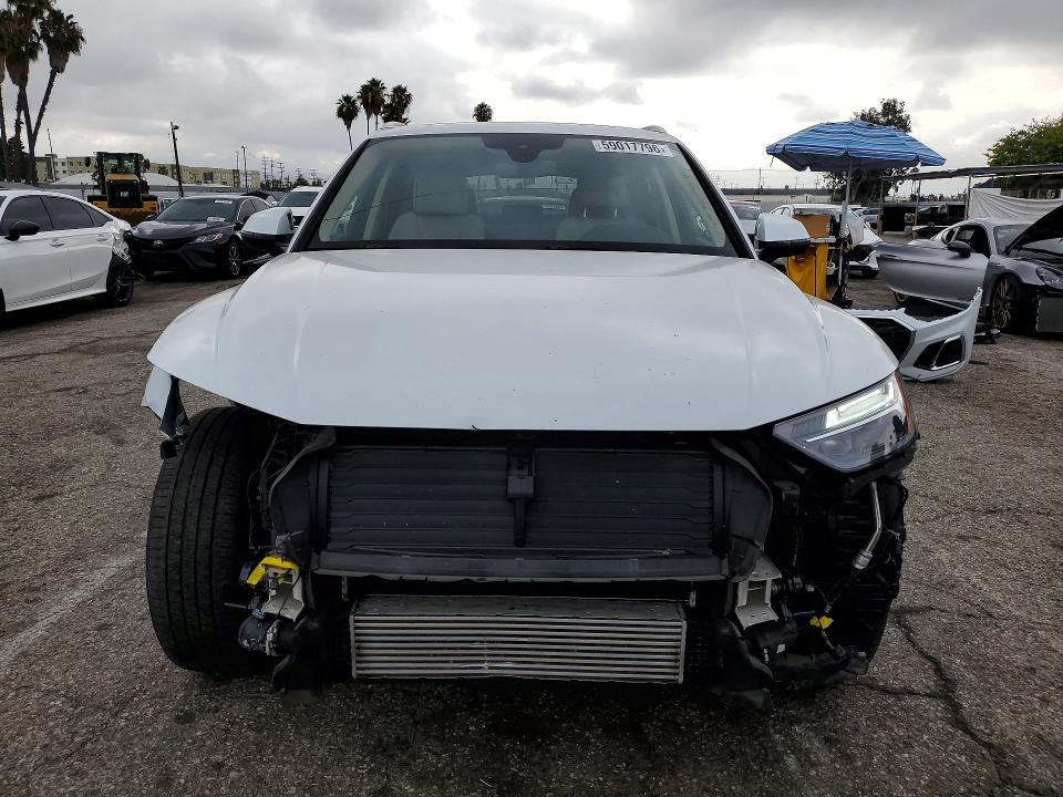 59017796 :رقم المزاد ، WA1EAAFY2P2153378 vin ، 2023 Audi Q5 مزاد بيع