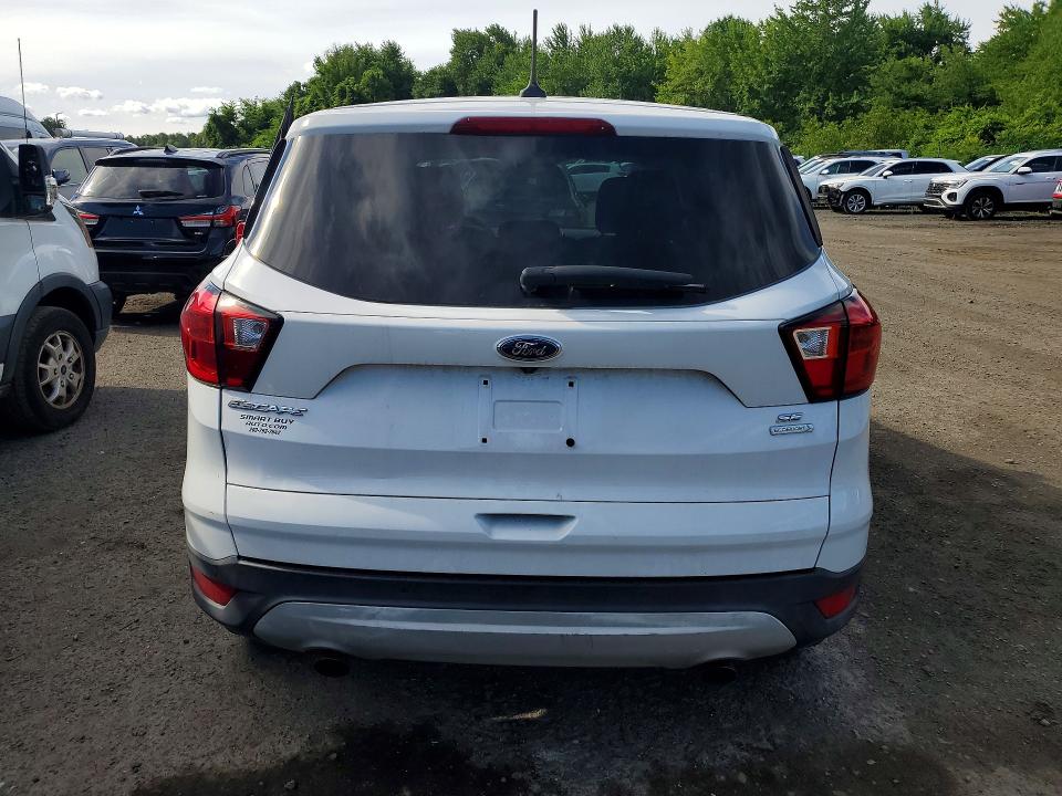 2019 Ford Escape მანქანა იყიდება აუქციონზე, vin: 1FMCU0GD3KUB65252, აუქციონის ნომერი: 57992916