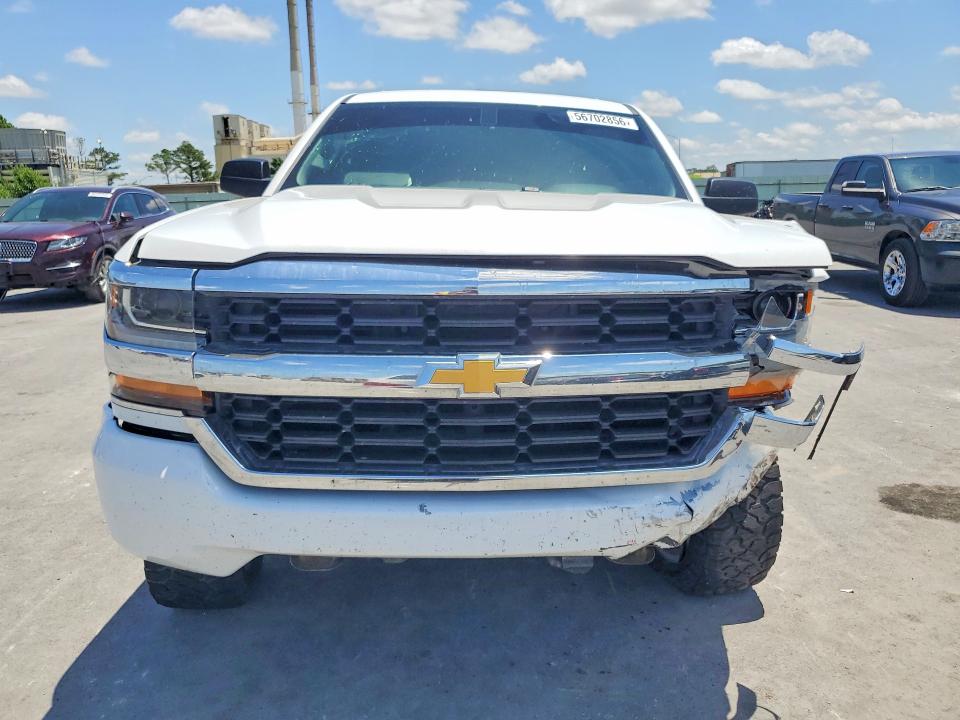 56702856 :رقم المزاد ، 1GCRCNEH8JZ283593 vin ، 2018 Chevrolet Silverado مزاد بيع
