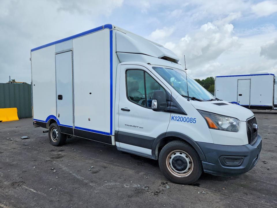 55564076 :رقم المزاد ، 1FDBW5Z82LKB07469 vin ، 2020 Ford Transit مزاد بيع