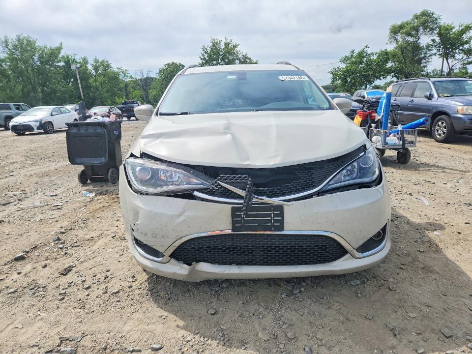 Продажа на аукционе авто 2017 Chrysler Pacifica, vin: 2C4RC1BG3HR628649, номер лота: 57842146