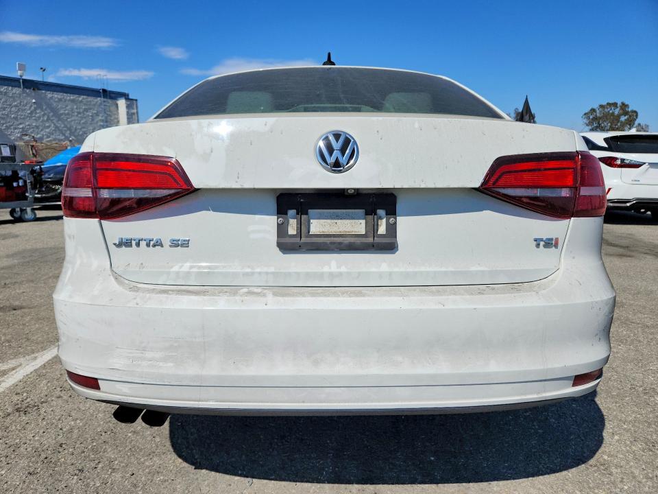 58740786 :رقم المزاد ، 3VWD67AJ4GM257165 vin ، 2016 Volkswagen Jetta مزاد بيع